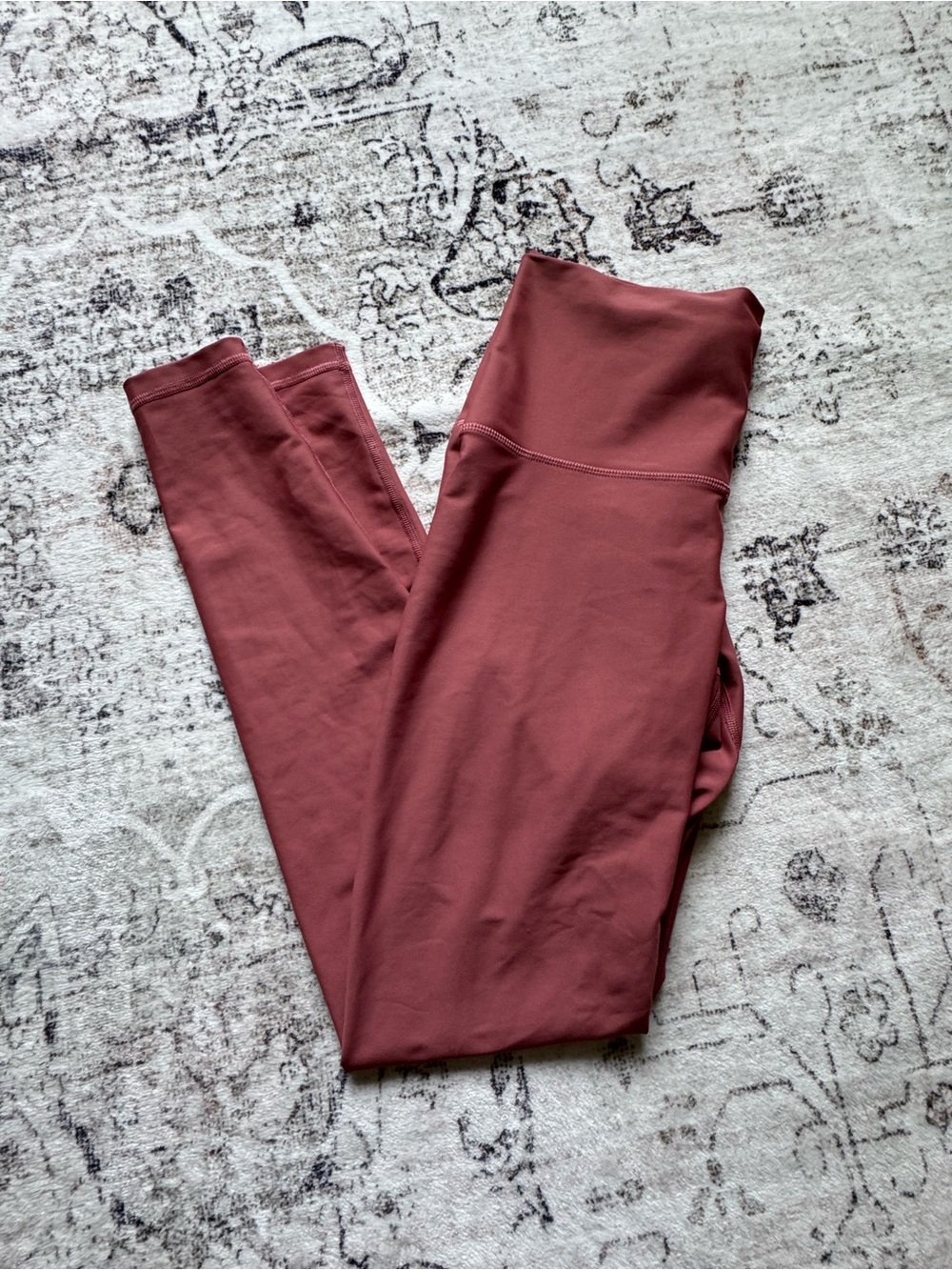 NWOT High-Waist Mauve Old Navy Powersoft Active Leggings